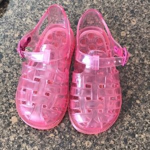 Baby gap size 6 toddler pink jelly shoes